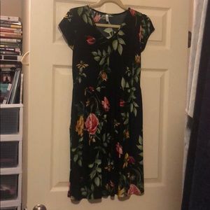 Floral roses honey and lace xs Windsor